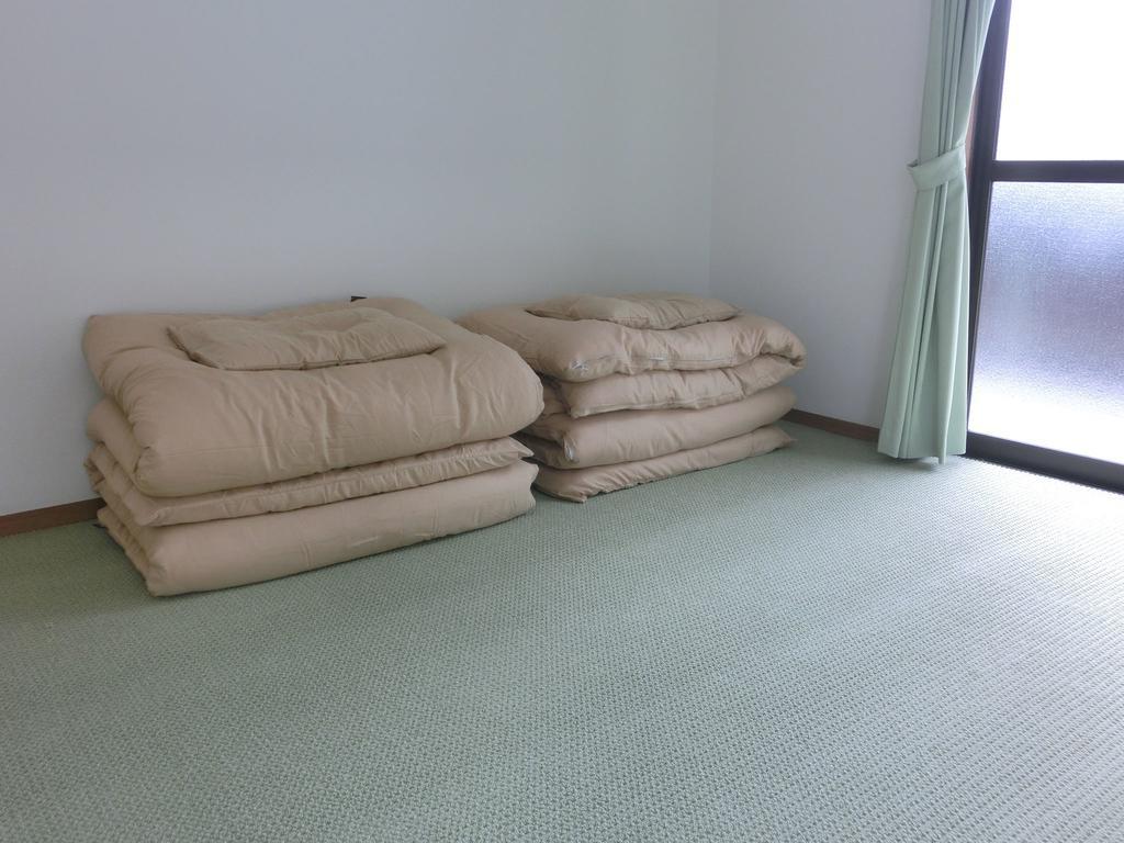 Guesthouse Famusuton Iwamicho Bagian luar foto