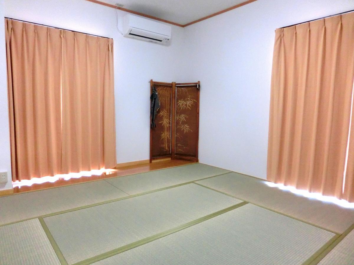 Guesthouse Famusuton Iwamicho Bagian luar foto